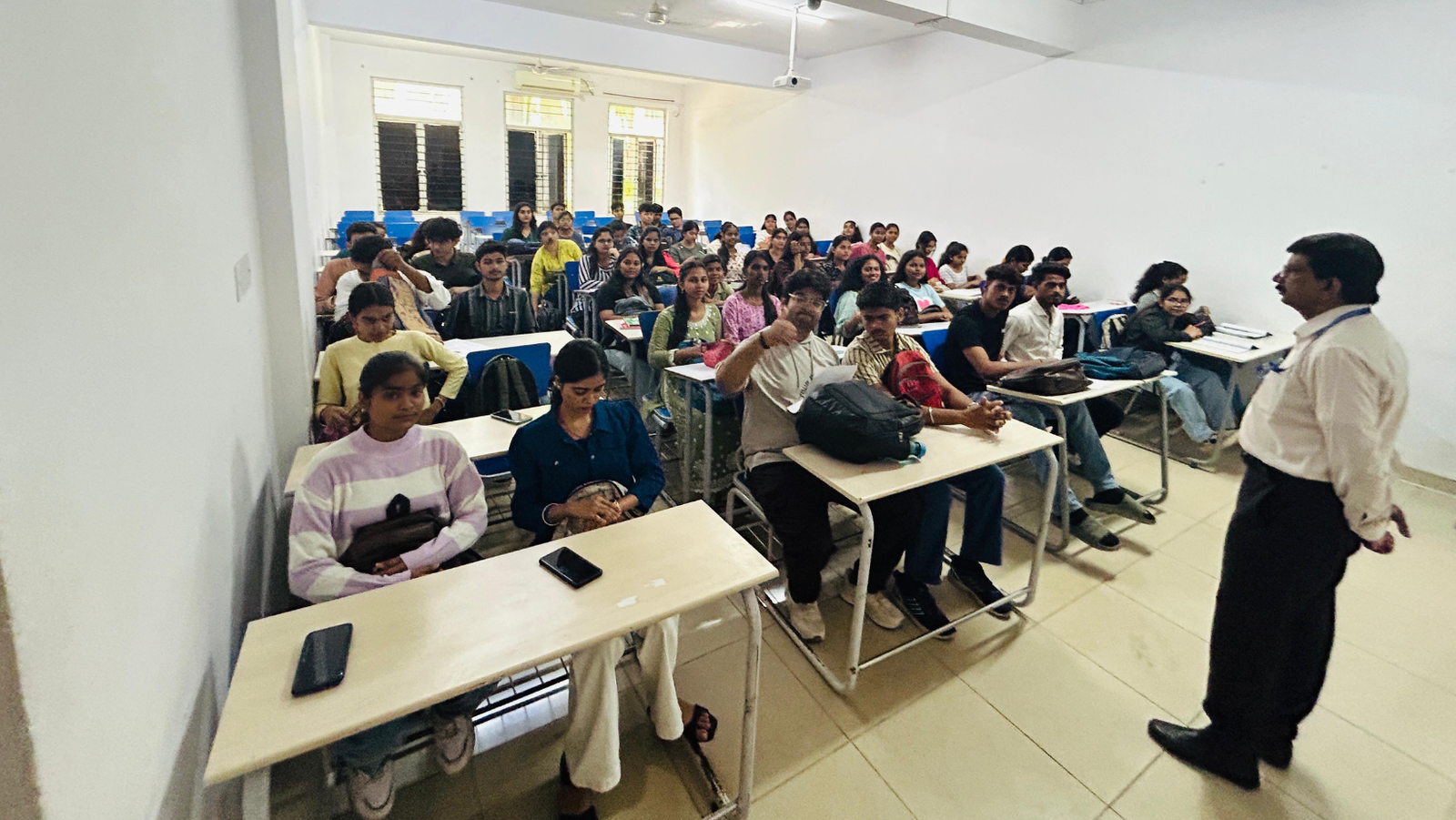 Top-Ranked Pharmacy College in Banglore Krupanidhi college of pharmacy (3)