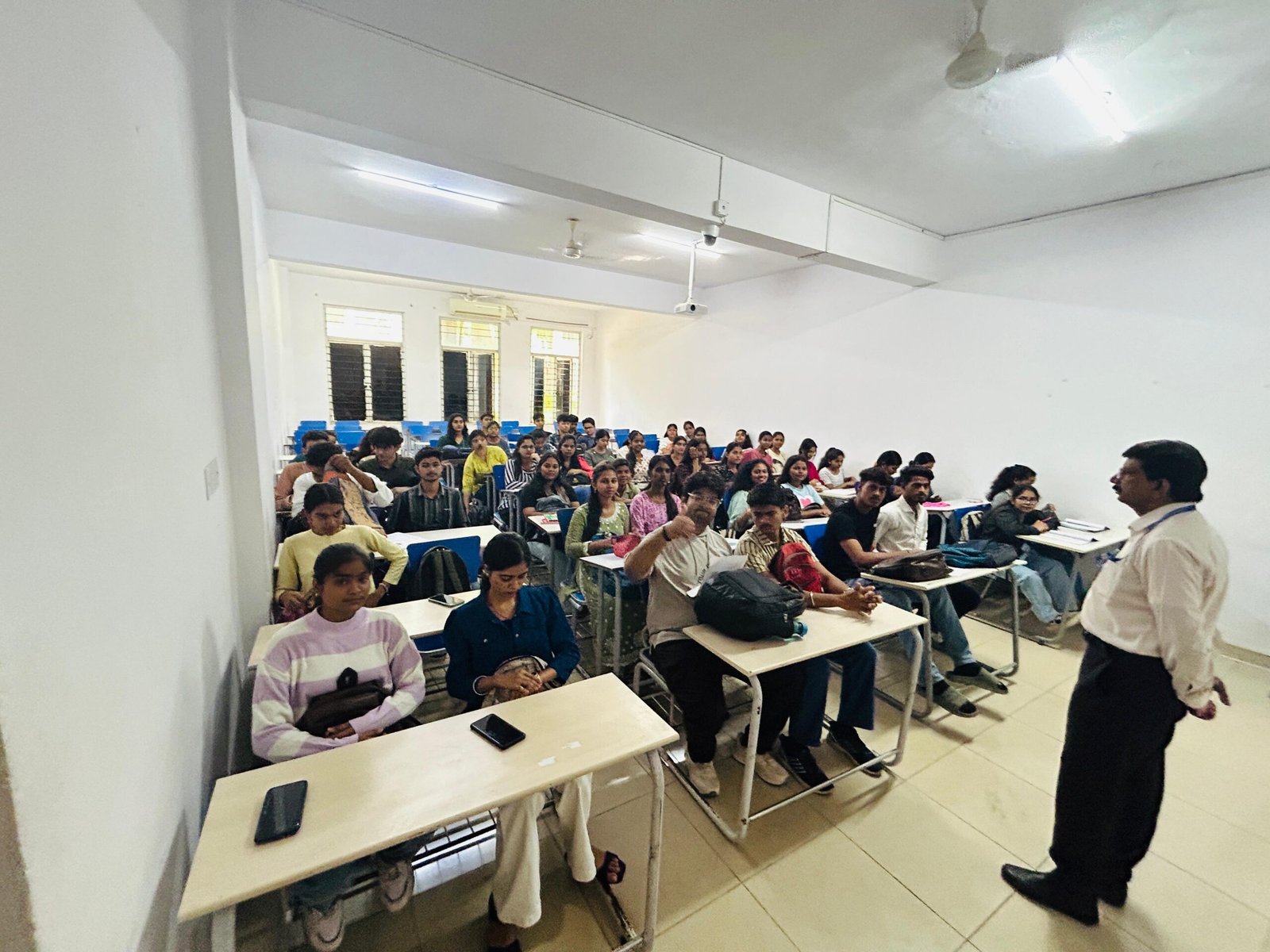 Top-Ranked Pharmacy College in Banglore Krupanidhi college of pharmacy (3)